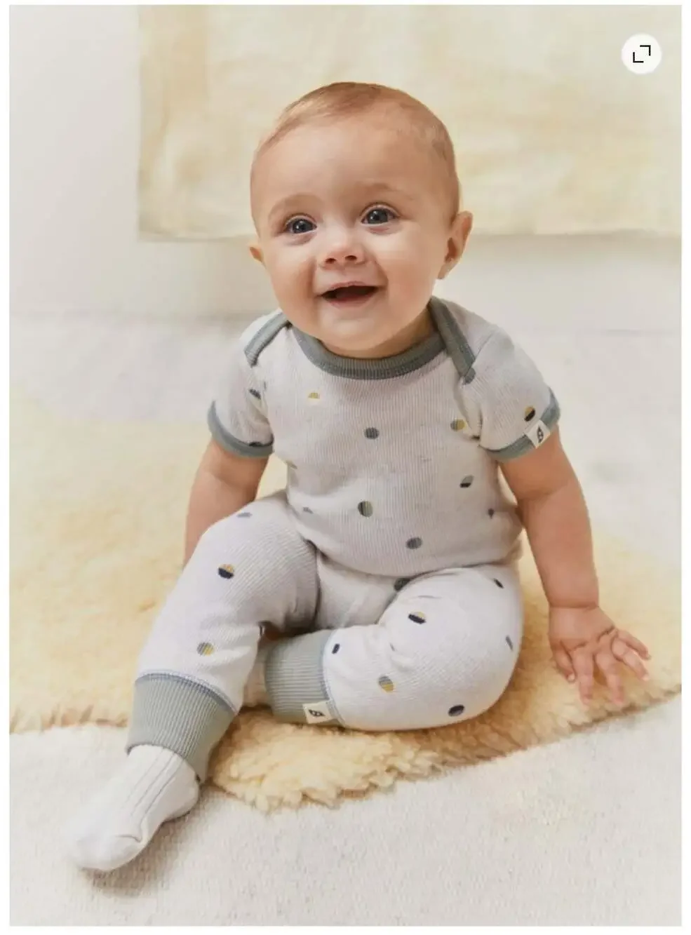 Easy-Peasy Baby Ribbed Lap Shoulder Bodysuit & Legging Outfit 2-Piece Set 0-3M